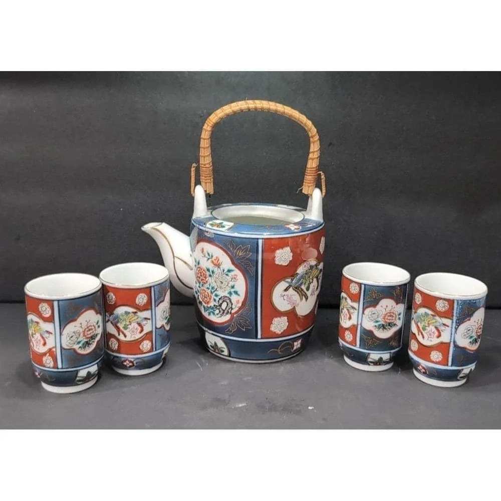 Old Gorgeous Imari Japan Teapot‎ and Four Teacups, No Lid, Vintage Pottery Set